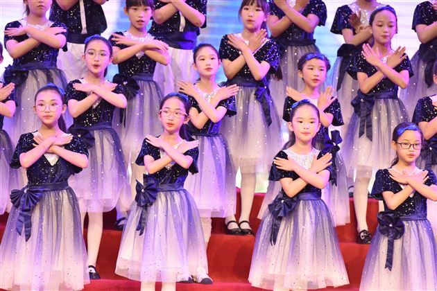 童声唱响童年 童心点亮未来——棠外附小第十四届“童声飞扬”班级合唱比赛