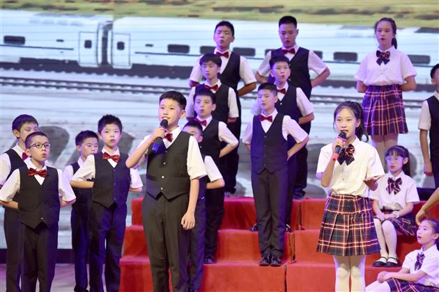 童声唱响童年 童心点亮未来——棠外附小第十四届“童声飞扬”班级合唱比赛