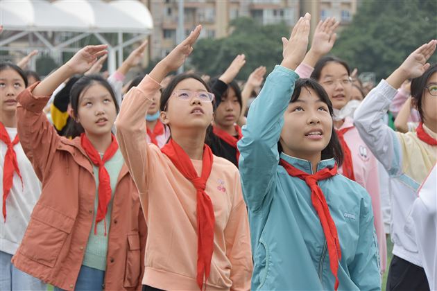 青春以梦为马 奋斗不负韶华——棠外初中举行新学年开学典礼