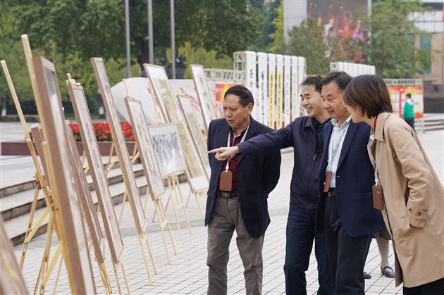 翰墨飘香歌盛世 丹青亮彩写华章——棠外党政工团成功举办“喜迎党的二十大,同心筑梦向未来”师生书画摄影展活动