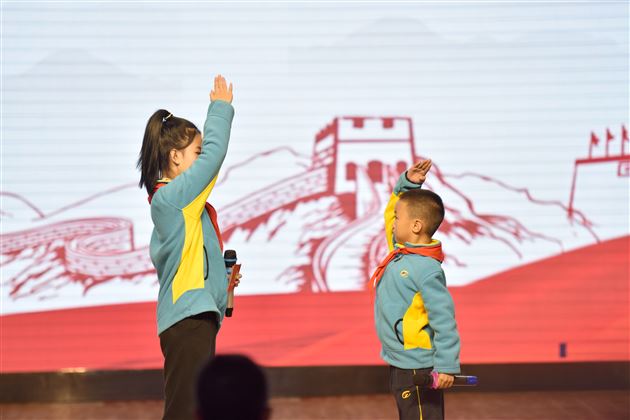 棠外附小第九届少代会第一次会议暨新队员入队仪式