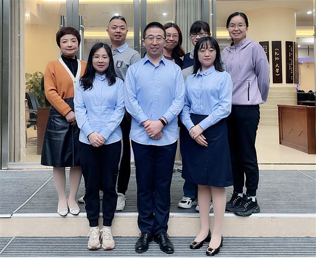棠外高三语文备课组荣获双流区第十一届考点解读和教学内容设计大赛第一名