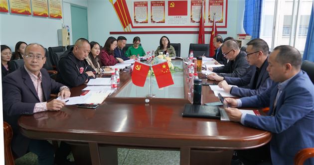 聚焦教学情境 培育核心素养——棠外裴帮锐政治名师工作坊承担的省级课题成功开题