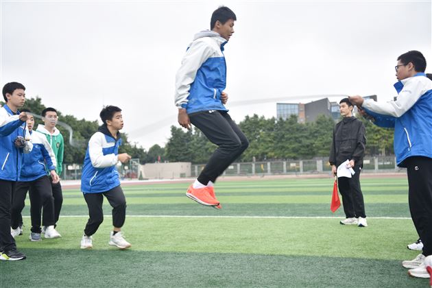棠外初中成功举办第九届冬季师生集体趣味运动会