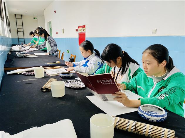 融美育人 向美而生——棠外初2022级美术第二课堂开课啦