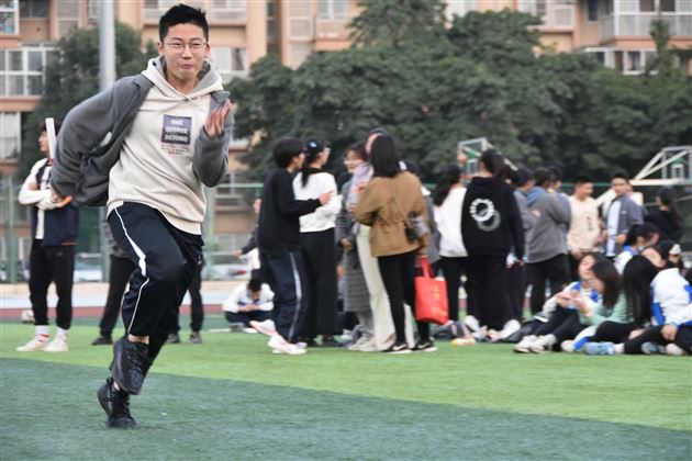 沸腾了!棠外初三召开冬季集体趣味运动会