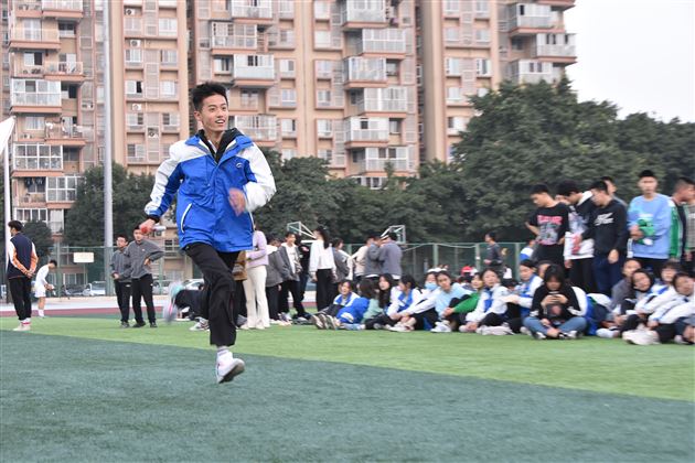 沸腾了!棠外初三召开冬季集体趣味运动会