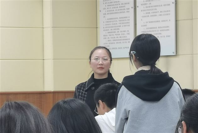 助力生涯规划 学科融合发展——棠外高中历史组开展“生涯规划”课例研讨活动