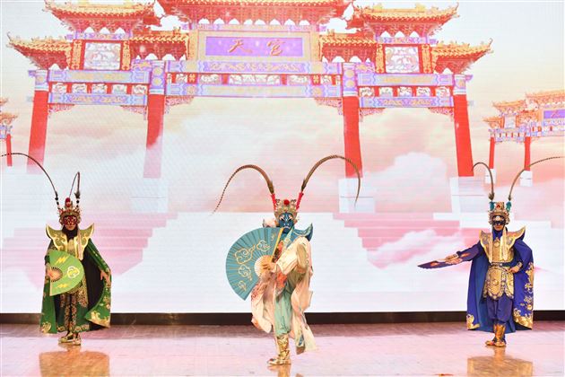 凝心聚力启新程 瑞兔送福向未来——棠外举行2023年教职工大会暨迎新春联欢会