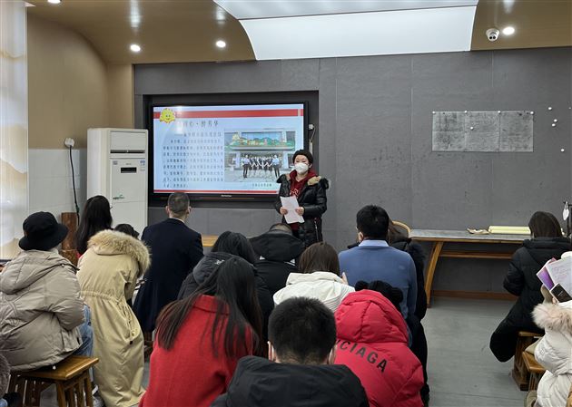 雄关漫道真如铁 而今迈步从头越——棠外附小召开备课组长期末总结会
