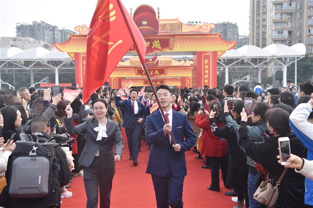 青云万里,扶摇直上——记棠外高2020级高三成人礼暨百日誓师大会