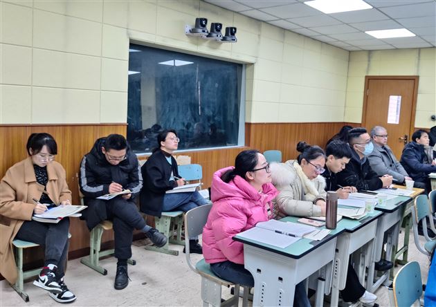 聚焦生本课堂教学 携手共研发展之路——四川省江油中学与棠外交流活动