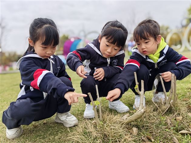 寻找春天的足迹——棠湖仁智幼儿园2023年亲子春游活动