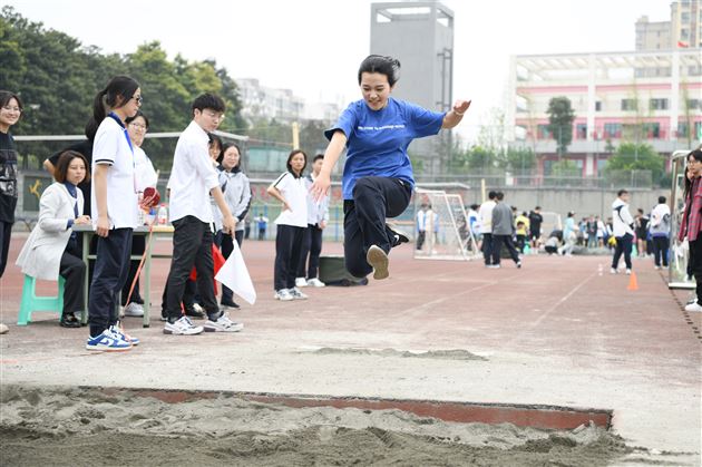 棠外高中第十九届田径运动会隆重举行
