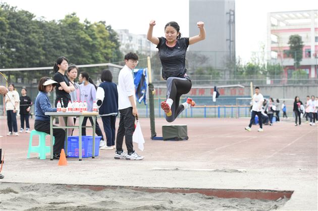 棠外高中第十九届田径运动会隆重举行
