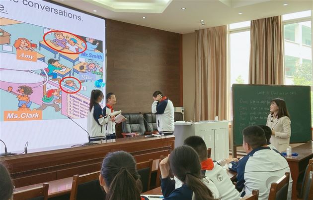 重庆市初中英语骨干教师团到棠外参观交流