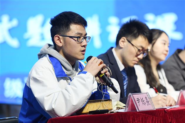 成都市九年级语文教学研讨会在棠外举办