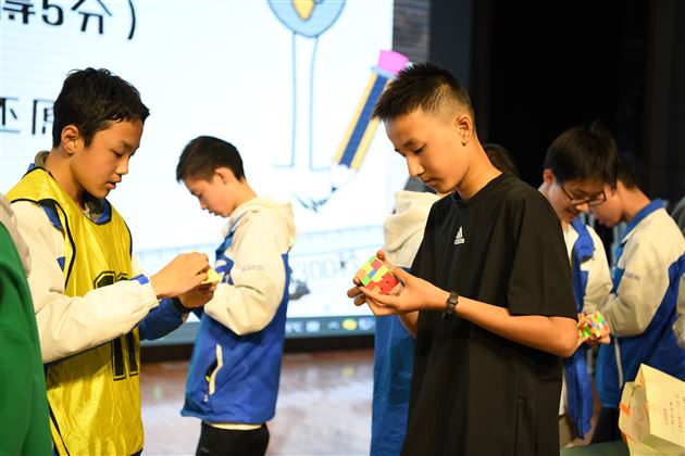 乐学善思 “数”我“慧”玩——记棠外初二年级“第七届玩转数学趣味挑战赛”