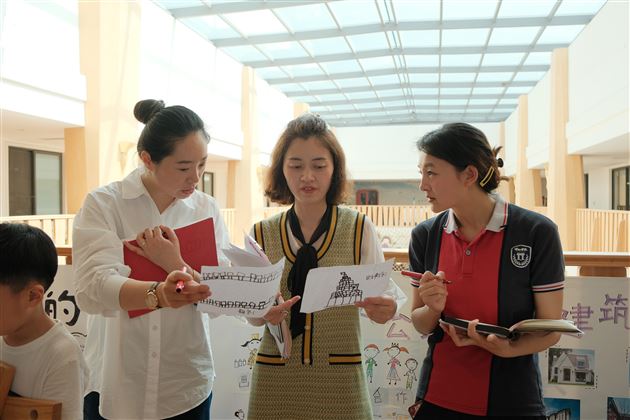 双流区教科院杨晓利老师到我园指导教科研工作