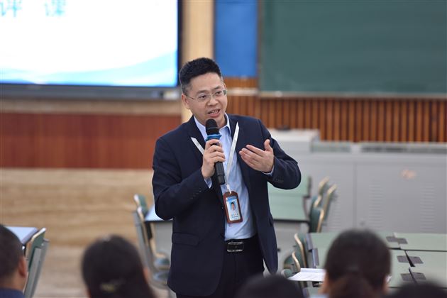 以评促教 以研促修——双流区中小学教务主任高级研修班干部综合素养提升培训视导巡诊活动顺利进行