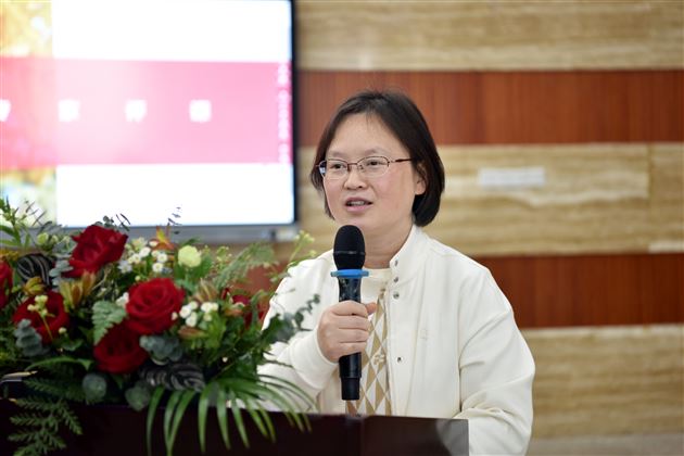 开展课题研究,推进课堂改革,落实贯通培养——棠外高中英语组举行“建设棠外好课堂”专题研讨暨市级课题开题会