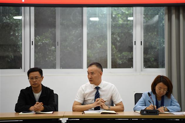 吸纳新党员 凝聚新力量