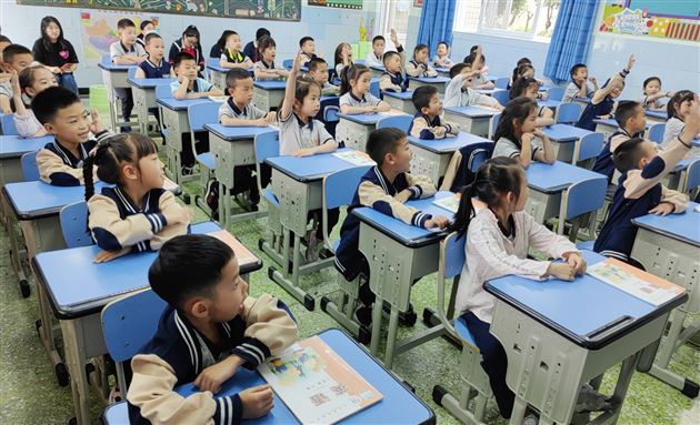 纵深推进 科学衔接——棠外附小开展幼小衔接教研活动