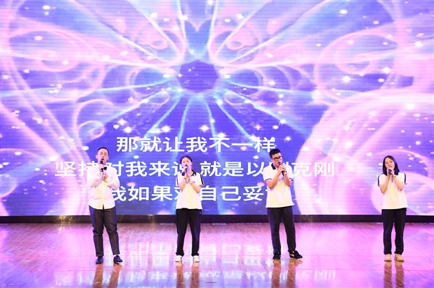 立足新起点,创造新辉煌——记棠外高2021级“零诊”表彰暨高三启动仪式