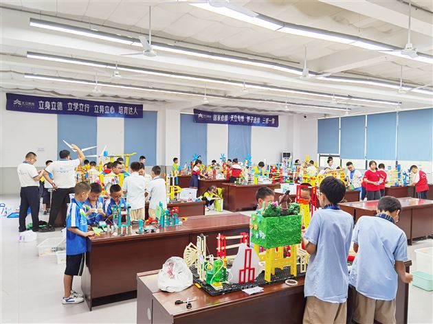 喜报:棠外附小学子在省机器人竞赛中勇夺2项一等奖