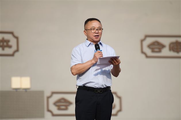 高中校长杜宗平讲话