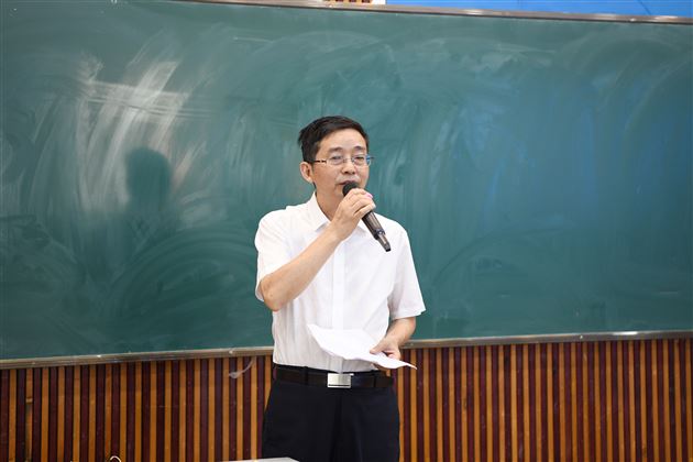 整本书阅读,向思维深处漫溯——双流区高中语文教研活动在棠外举行