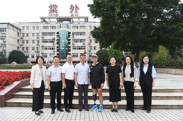 理想信念,引领前行的灯塔——棠外生命教育专题讲座