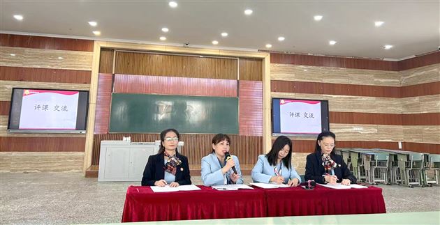 故事来引领 修身共成长 ——成都东部新区骨干教师到棠外附小培训学习纪实