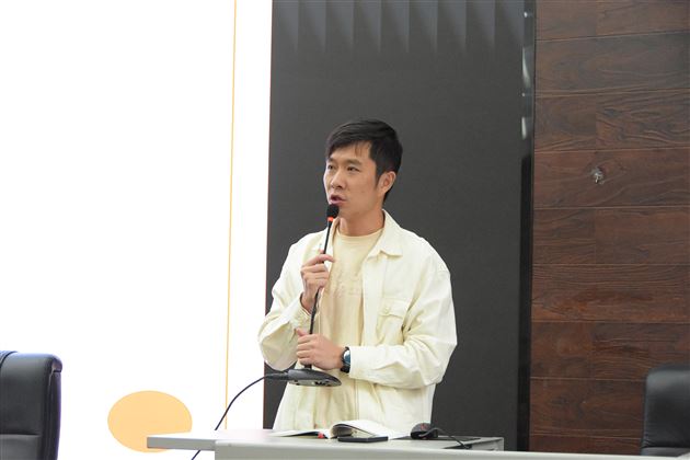 成都东部新区骨干班主任团队到我校初中观摩学习修身班会课