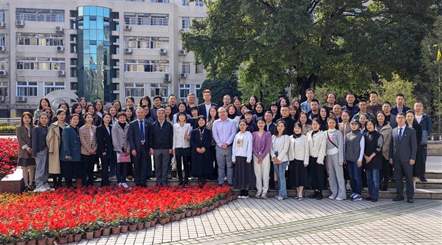 家校共育 静待花开——棠外附小召开第21届家长委员会工作会