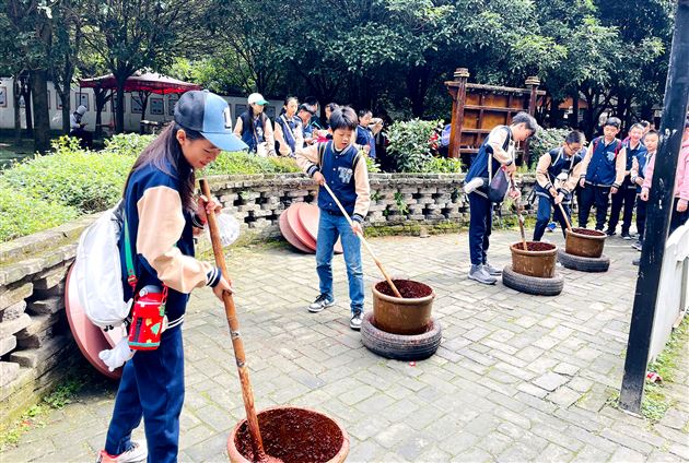 探秘巴蜀文明 传承天府文化——记棠外附小四、六年级秋季研学活动