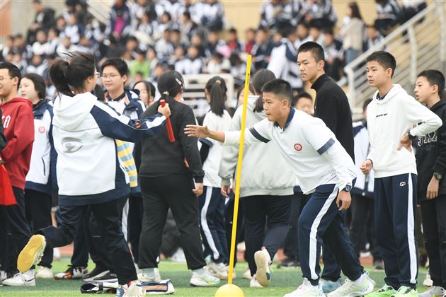 棠外初中成功举办第十届冬季师生集体趣味运动会