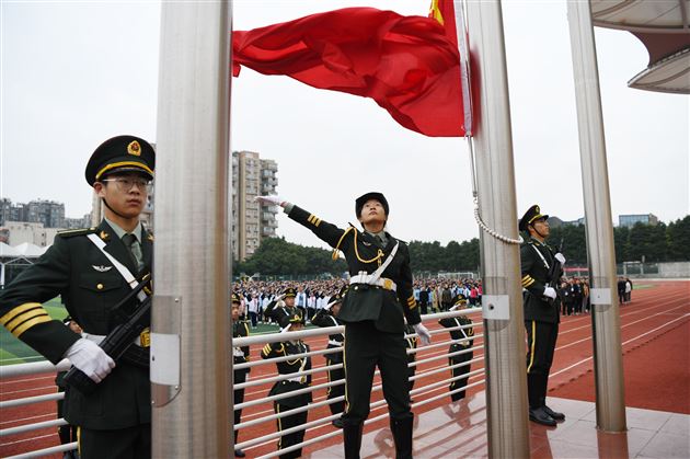 棠外初中成功举办第十届冬季师生集体趣味运动会