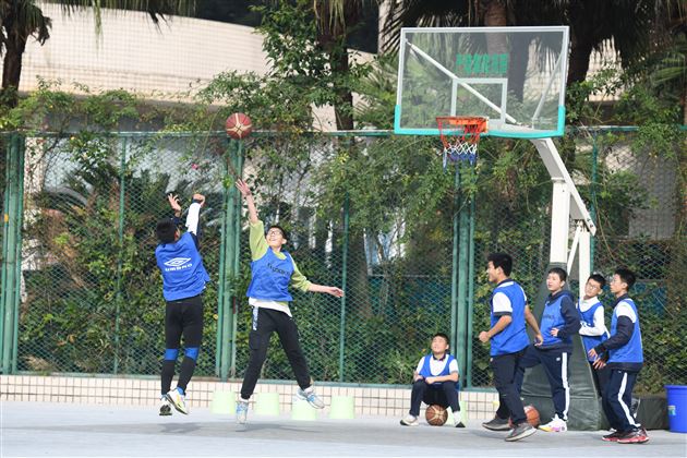 棠外成功举办成都市体育教研第三联盟“幼小初高一体化”课堂展示研讨活动