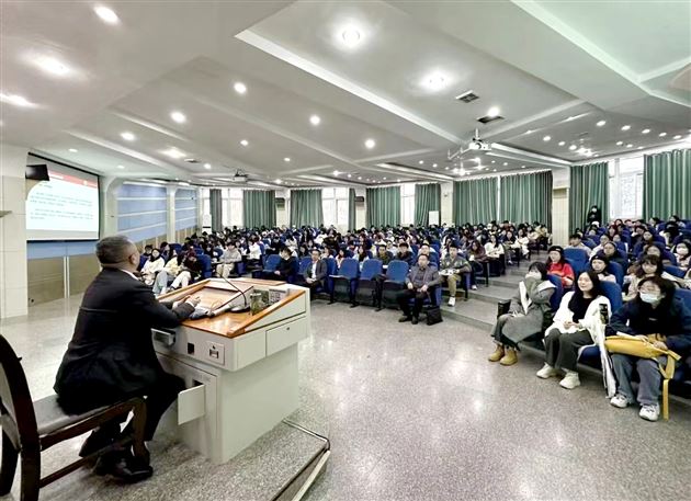棠外高中校长杜宗平受邀参加西华师范大学重要活动 