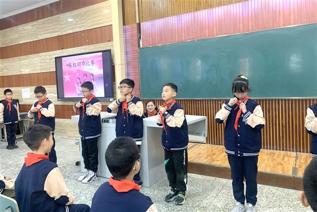 规范队仪式 上好队会课——记棠外附小11月班主任培训