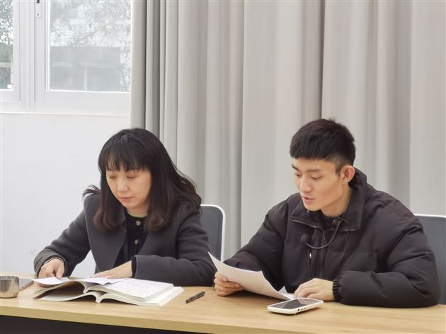专家引领 共同成长——记棠外附小语文组教研活动