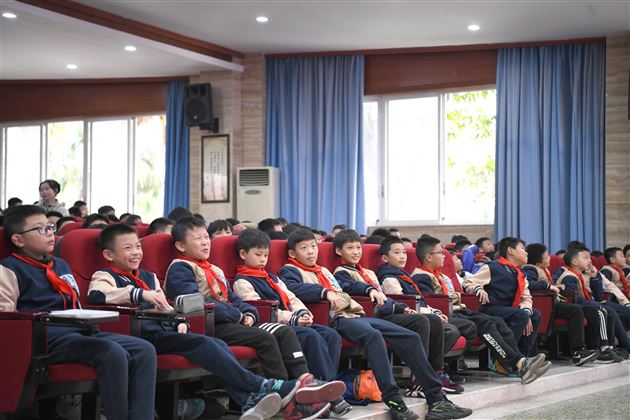 你好,青春期——棠外附小11月心“晴”加油站活动