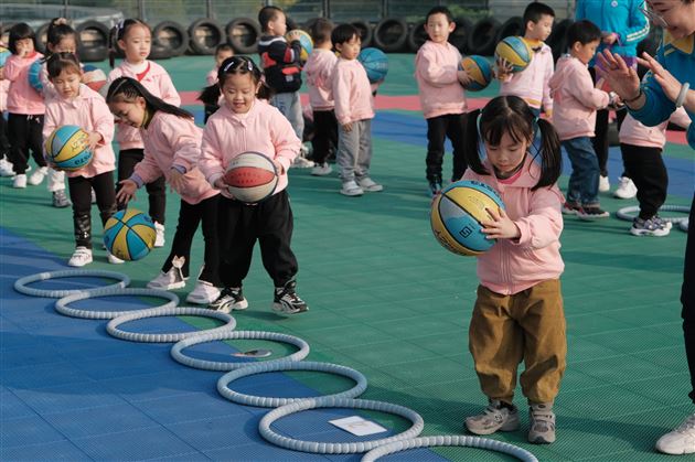 班主任组:抓特色