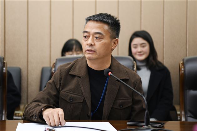 成都市艺术教育特色学校复核汇报会在棠外开展