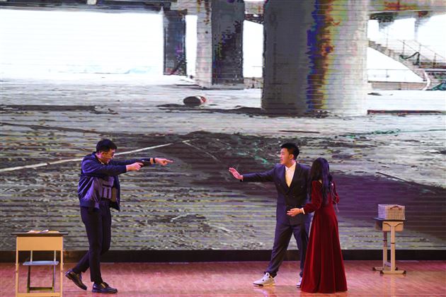 “英”你而动 “语”出精彩——记棠外高2022级外语话剧展演
