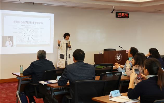 棠外孙晓晖老师受邀为深圳市南山区中小学校长作任职资格培训