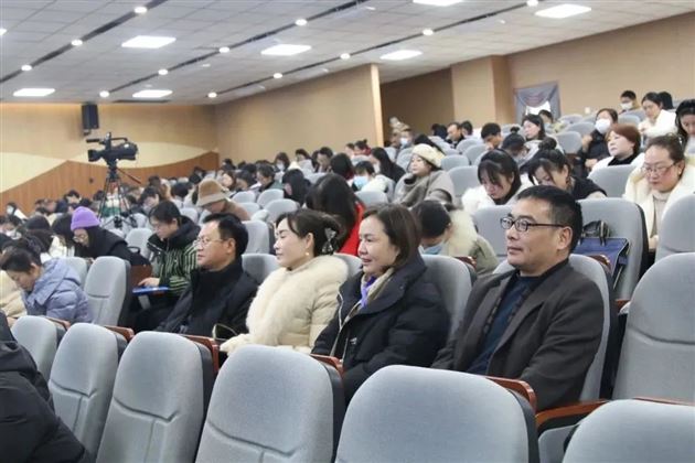 四川省陶行知研究会德育与家庭教育专业委员会年会暨新时代班主任工作创新学术研讨会中现场