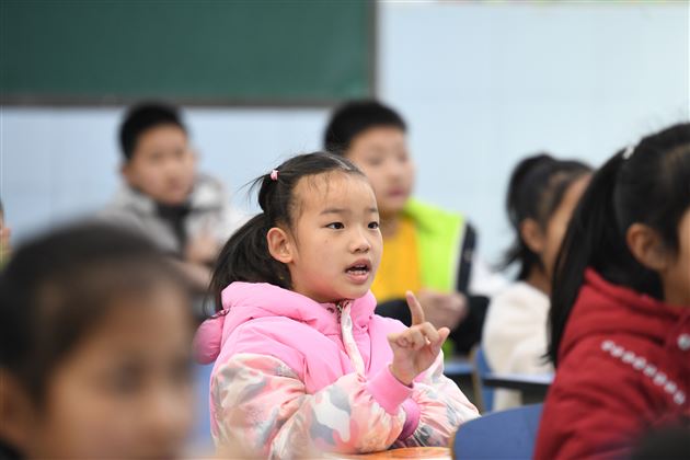 同心共育 与“心”同行——记棠外附小开学日主题家长会