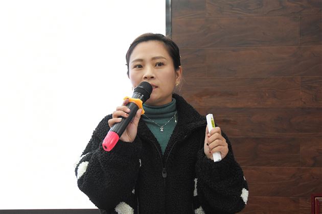 用“心”助人 温暖陪伴——棠外初中开展学生心理健康培训暨学生成长讲座